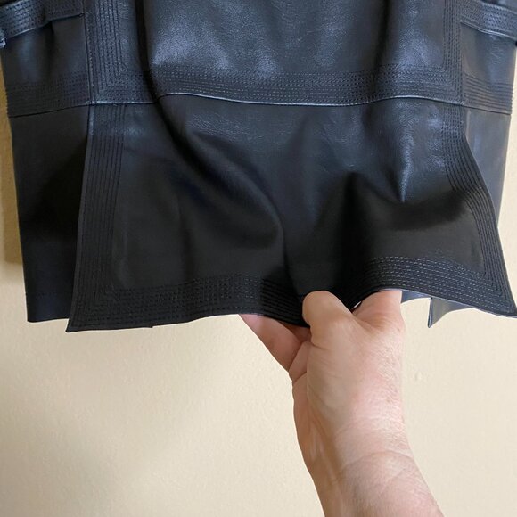 bcbg max azria devan faux leather skirt - Picture 3 of 5